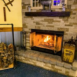Jordan's Smoke House & Seafood
