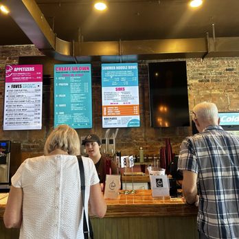 Lona’s Lil Eats - Barbeque Near Me - Kirkwood, Missouri