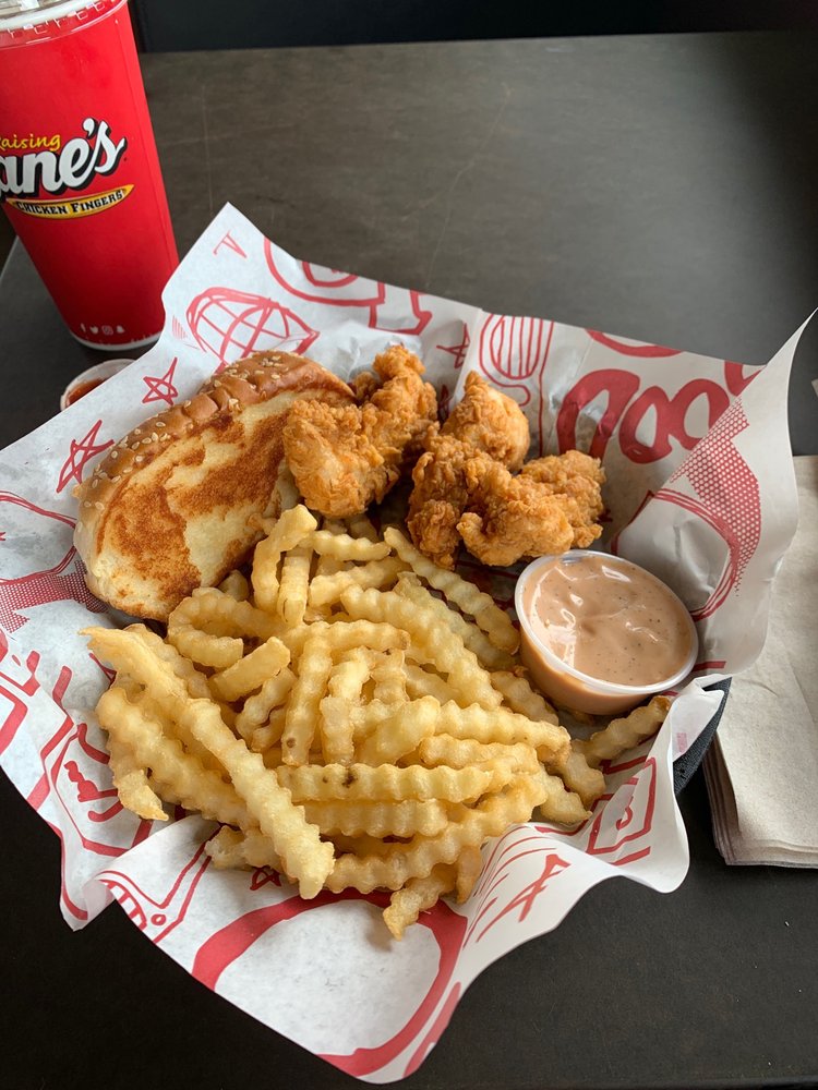 Raising Cane's Chicken Fingers, Laurel Roadtrippers