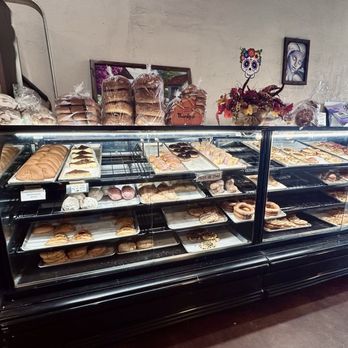 La Luna Bakery and Cafe - Bakery - Bakeries Near Me - Fresno, California La Luna Bakery and Cafe - Bakery - Bakeries Near Me - Fresno, California
