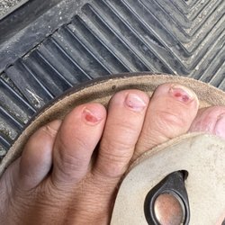 Hollywood Nails & Spa - Manicure and pedicure