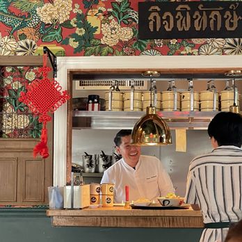 Sla Thai Restaurant - Kitchen! - Thai Near Me - Montclair, New Jersey
