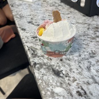 Gelati Di Roma - Strawberry coconut gelato - Coffee & Tea Near Me - Cocoa Beach, Florida