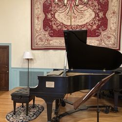 Music Mansion - Performance stage