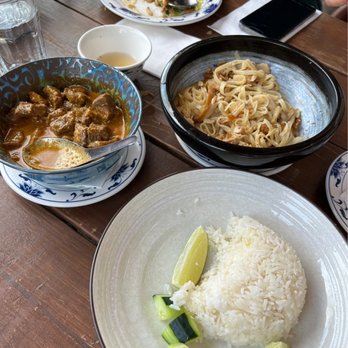 Top Burmese Burma Joy - Papawadi Coconut Beef Curry, Garlic Noodles - Burmese Near Me - Portland, Oregon Top Burmese Burma Joy - Papawadi Coconut Beef Curry, Garlic Noodles - Burmese Near Me - Portland, Oregon