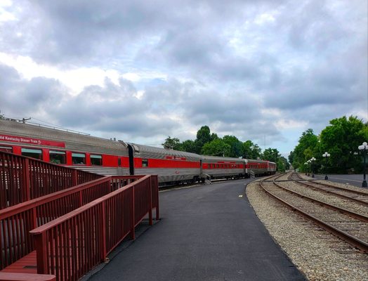 My Old Kentucky Dinner Train by null