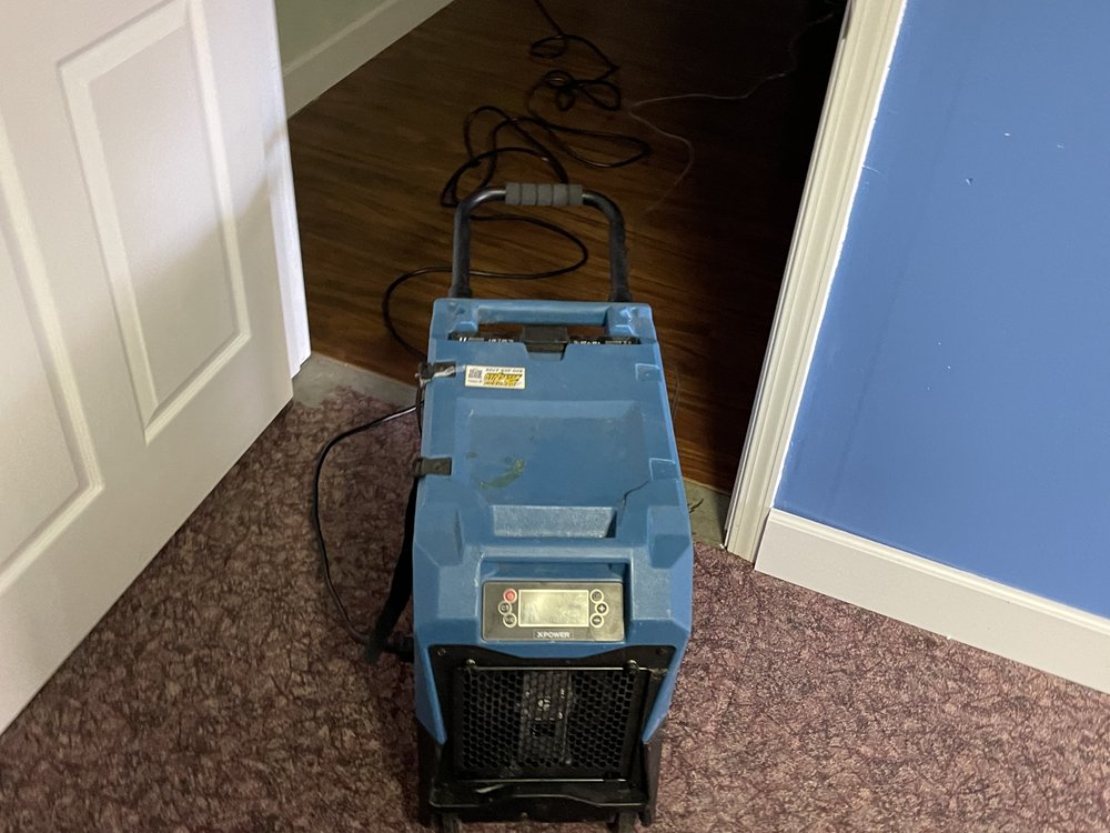 Slide of Express 24HR Plumbing And Electrical