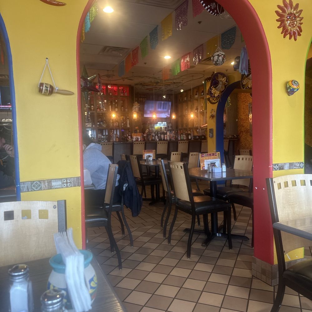 Eddie's Rey de la Birria - Restaurant view - Mexican Near Me - Rochester, Minnesota