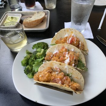 Bonefish Grill - Patio area - Seafood Near Me - Orlando, Florida