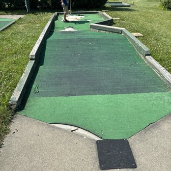 Lambs Farm - Another hole on the course. - Bakeries Near Me - Libertyville, Illinois