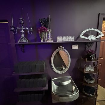 Velvet & Chrome - Pole Dancing Classes Near Me - Chicago, Illinois Velvet & Chrome - Pole Dancing Classes Near Me - Chicago, Illinois