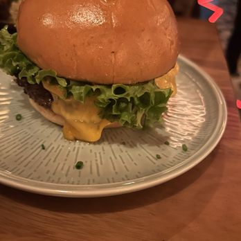 Tiki Kai - Oahu burger: tasty, kind of small, no side servings accompanying it - Tiki Bars Near Me - Hermosa Beach, California Tiki Kai - Oahu burger: tasty, kind of small, no side servings accompanying it - Tiki Bars Near Me - Hermosa Beach, California