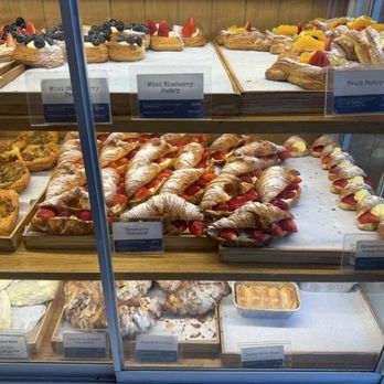 Paris Baguette - Pastry - Bakeries Near Me - Manassas, Virginia