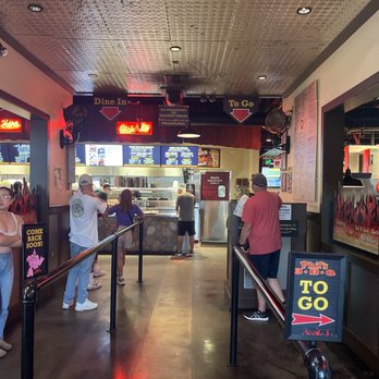 Phil's BBQ - Barbeque Near Me - Santee, California