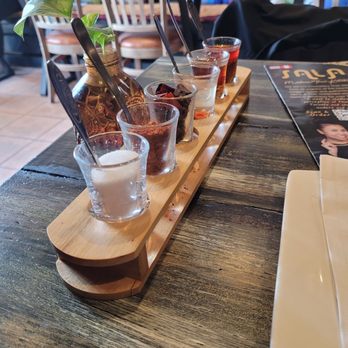 Sala Modern Thai Kitchen & Bar - Tableside condiments. - Thai Near Me - Toronto, Ontario Sala Modern Thai Kitchen & Bar - Tableside condiments. - Thai Near Me - Toronto, Ontario