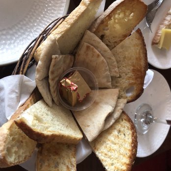 Il Sogno - Bread basket that came with fruit and cheese plate - Breakfast & Brunch Near Me - Palm Desert, California Il Sogno - Bread basket that came with fruit and cheese plate - Breakfast & Brunch Near Me - Palm Desert, California