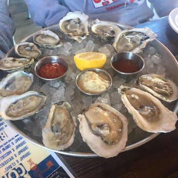 Fuller's Raw Bar - Flight of oysters - Seafood Near Me - Hampton, Virginia Fuller's Raw Bar - Flight of oysters - Seafood Near Me - Hampton, Virginia