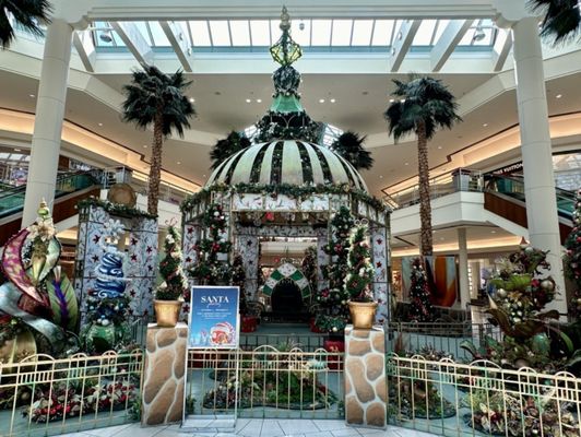 The Gardens Mall by null