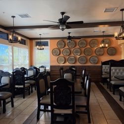 Lindo Mexico Grill & Seafood - More room