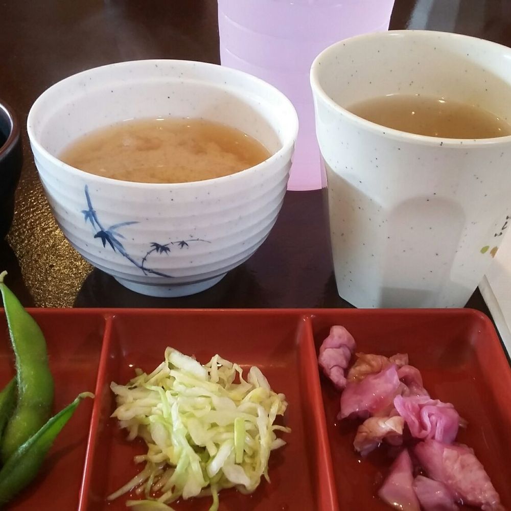 Kikuya - Miso soup, tsukemono, hot tea - Japanese Near Me - Honolulu, Hawaii Kikuya - Miso soup, tsukemono, hot tea - Japanese Near Me - Honolulu, Hawaii
