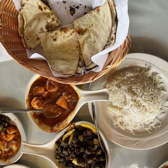 Saffron Grill - Okra Masala, Shrimp Vindaloo, Rice, Tandoori Roti - Indian Near Me - Seattle, Washington