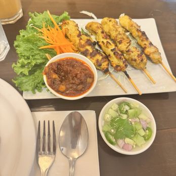 Saoha Khao Soi Thai Cuisine - Chicken Satay - Thai Near Me - Los Angeles, California