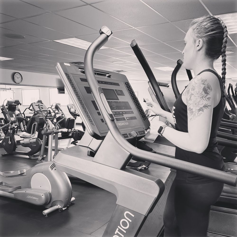 Riverside Health Club Image