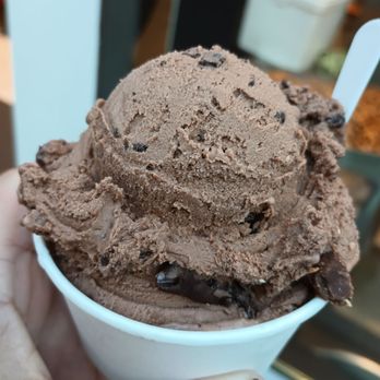 Dolce Bella - Ferrero rocher, a must try! - Desserts Near Me - Oceanside, New York Dolce Bella - Ferrero rocher, a must try! - Desserts Near Me - Oceanside, New York