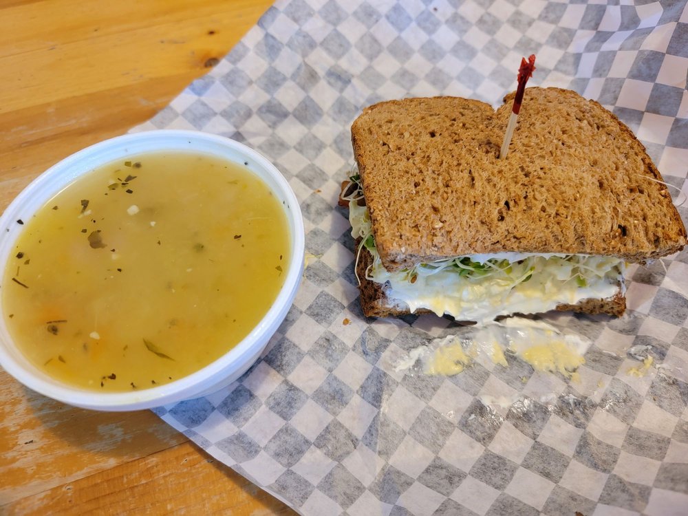 HIGH NOONER Updated September 2024 24 Photos & 48 Reviews 523 N