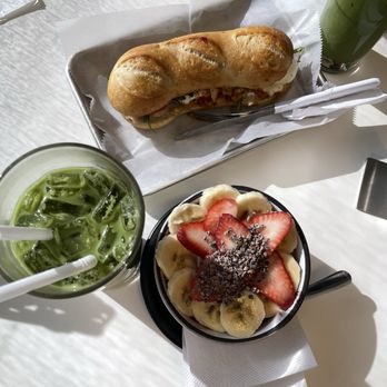 Bōm Dough - crack chicken sunflower & cacao aa bowl matcha latte - Breakfast & Brunch Near Me - Cambridge, Massachusetts Bōm Dough - crack chicken sunflower & cacao aa bowl matcha latte - Breakfast & Brunch Near Me - Cambridge, Massachusetts