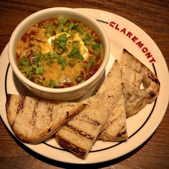 Claremont - Chili with sourdough - American Near Me - Dallas, Texas Claremont - Chili with sourdough - American Near Me - Dallas, Texas
