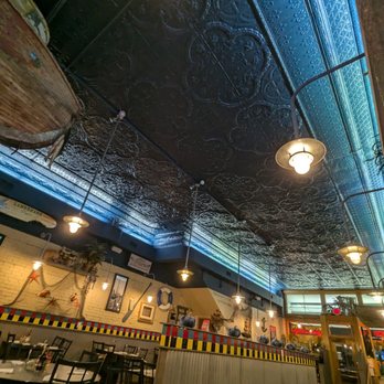 Joey's Seafood & Grill - Seafood Near Me - Houghton, Michigan