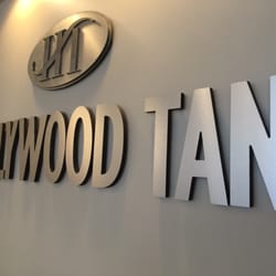 Hollywood Tans - Hollywood Tans