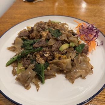 Nounou's - Beef Pad See Ew - Thai Near Me - Ithaca, New York Nounou's - Beef Pad See Ew - Thai Near Me - Ithaca, New York