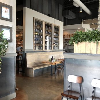101 Craft Kitchen - Entry way as you walk in - New American Near Me - Westerville, Ohio