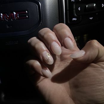 Bellagio Nails & Spa - Nail Salons Near Me - San Dimas, California