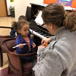 Bilingual Genius Academy - Piano Lessons are so much fun at Bilingual Genius Academy!