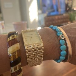 Silver & Gold - Nice fit, well planned by jeweler.