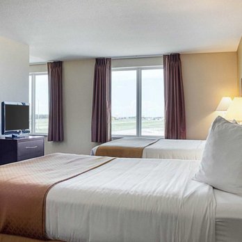 Quality Inn & Suites - Hotels Near Me - Minot, North Dakota Quality Inn & Suites - Hotels Near Me - Minot, North Dakota