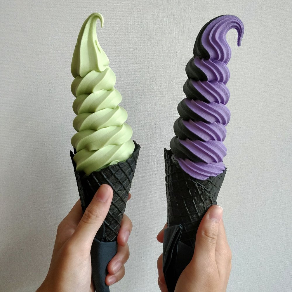 iHalo Krunch - Green tea and ube x charcoal - Ice Cream & Frozen Yogurt Near Me - Toronto, Ontario