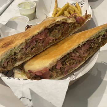 Sanguich - Pan con lechon - Cuban Near Me - Miami, Florida Sanguich - Pan con lechon - Cuban Near Me - Miami, Florida