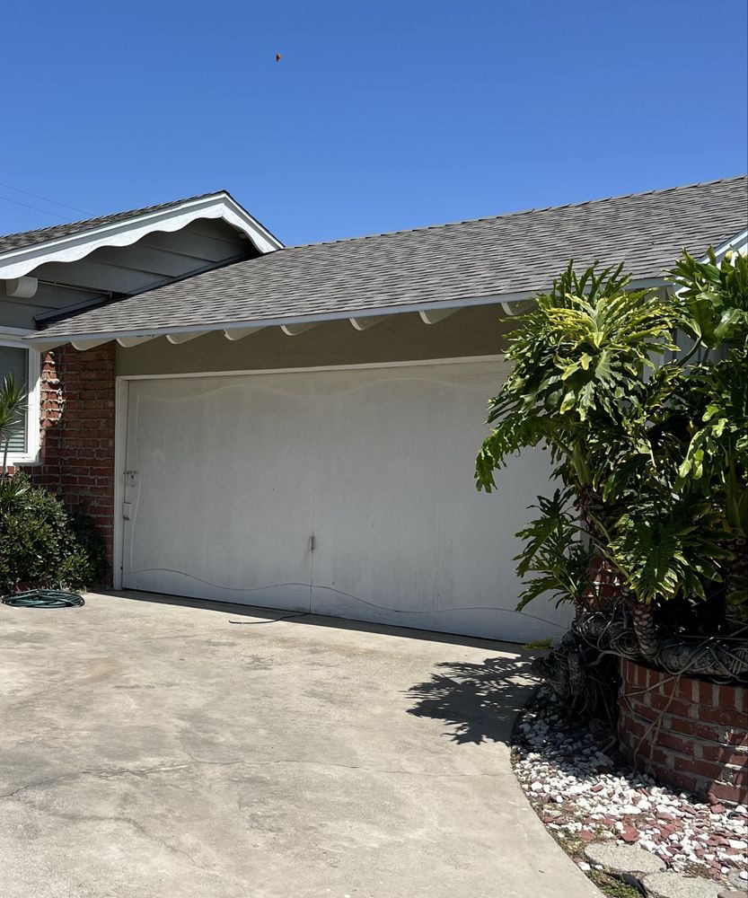 RR Garage Door Repairs - Garage Door Contractor in Commerce, CA