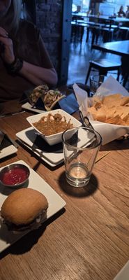 The McMillan Bar and Kitchen by null
