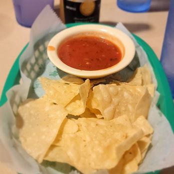 Fiesta Cancun - Complimentary chips with salsa - Mexican Near Me - Lawrence, Kansas Fiesta Cancun - Complimentary chips with salsa - Mexican Near Me - Lawrence, Kansas