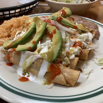 El Taquito - Flautas Texanas - Mexican Near Me - El Paso, Texas El Taquito - Flautas Texanas - Mexican Near Me - El Paso, Texas
