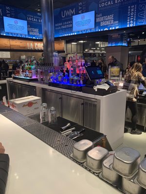 UWM District Market by null