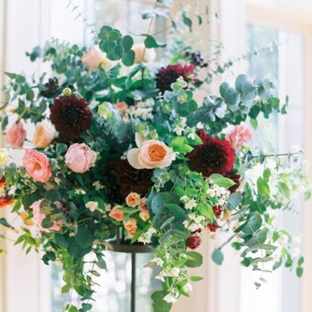 An Added Touch Flowers - Floral Designers Near Me