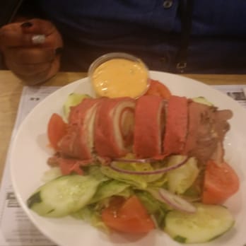 Country Squire Restaurant - Chef salad with thousand island dressing. - Desserts Near Me - Warren, New Jersey