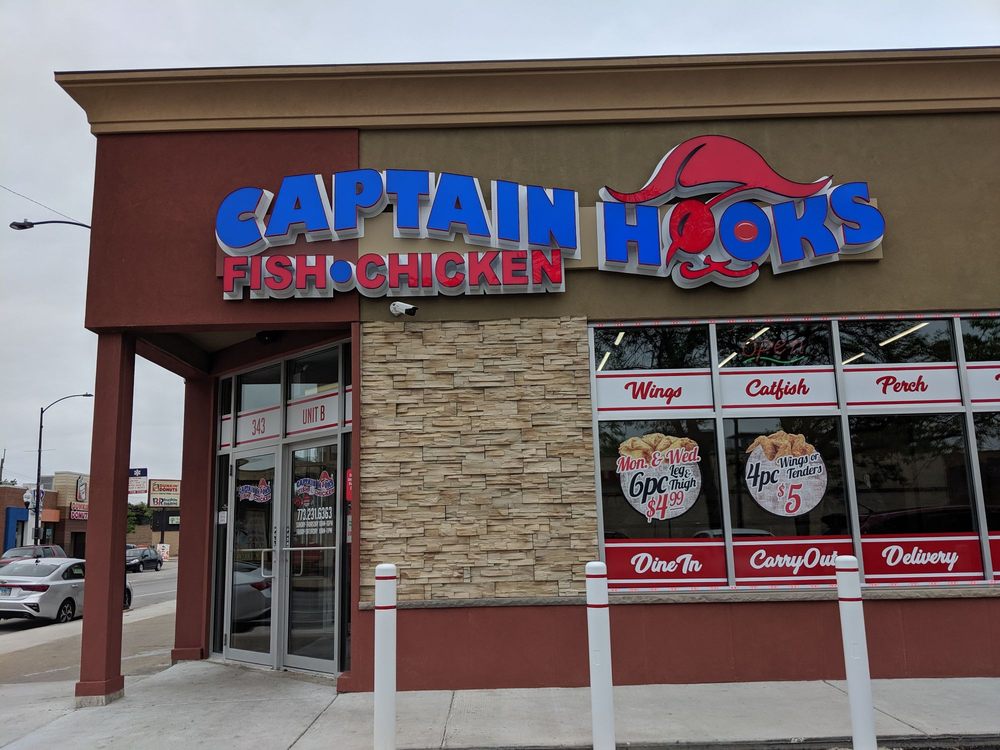 CAPTAIN HOOKS FISH & CHICKEN 343 E 103rd St, Chicago, Illinois