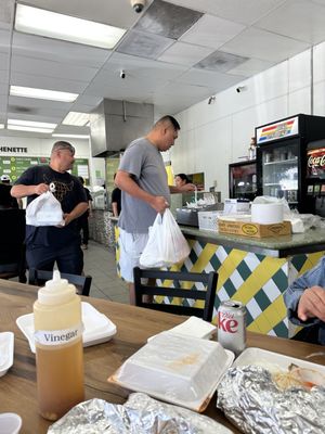 Tita's Kitchenette by null